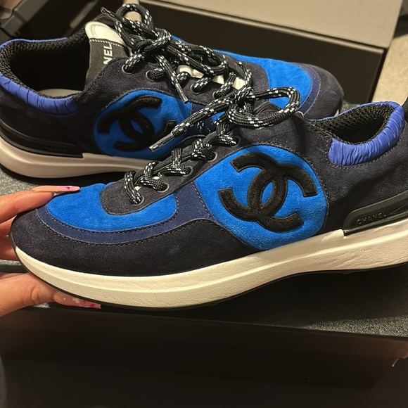 Chanel shoes - Picture 1 of 6